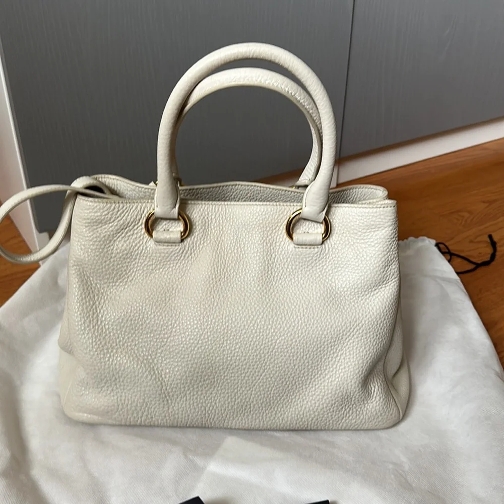 Prada authentic leather double bag  , gently used excellent condition 13*9*7 - Picture 3 of 8
